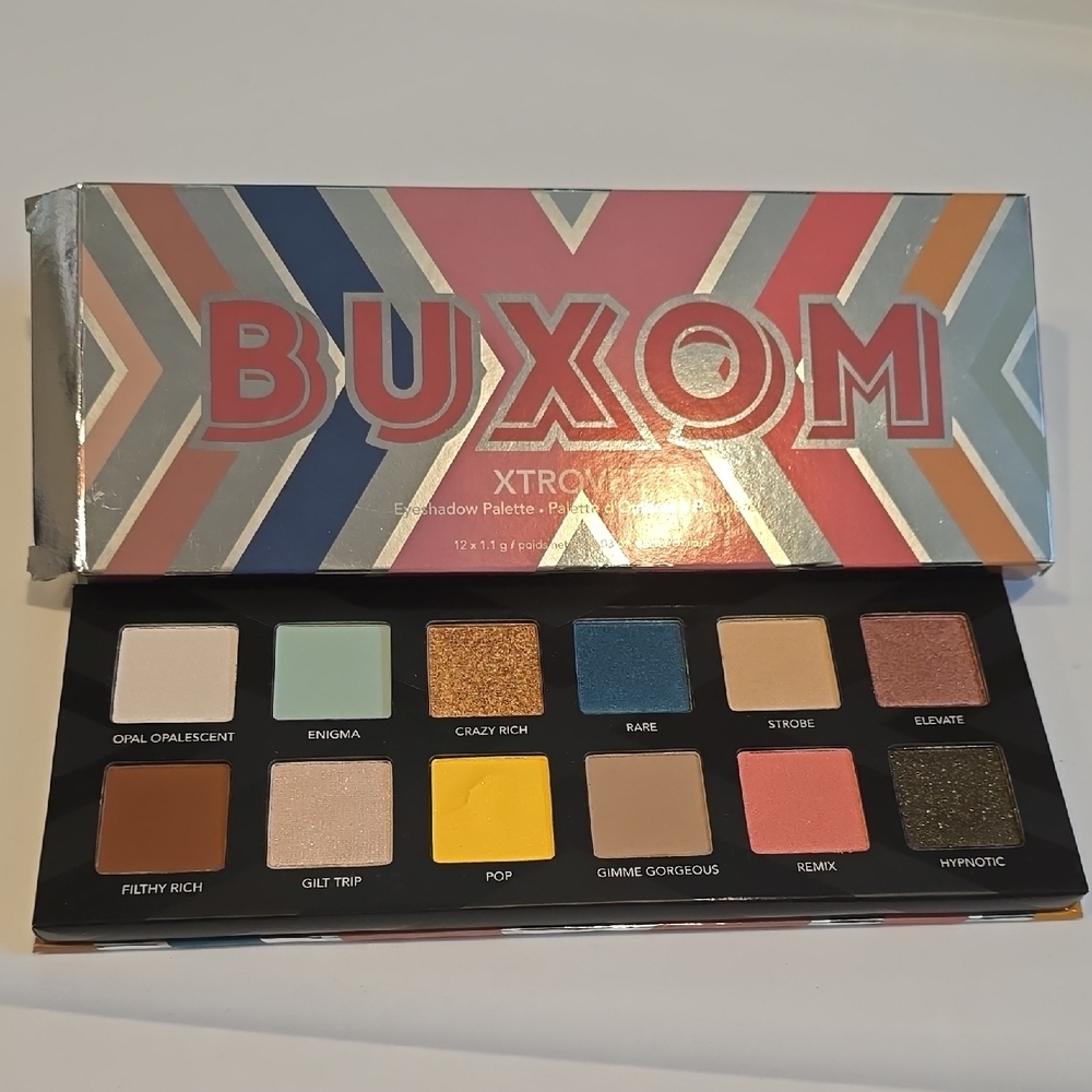 Buxom Xtrovert Eyeshadow Palettw
